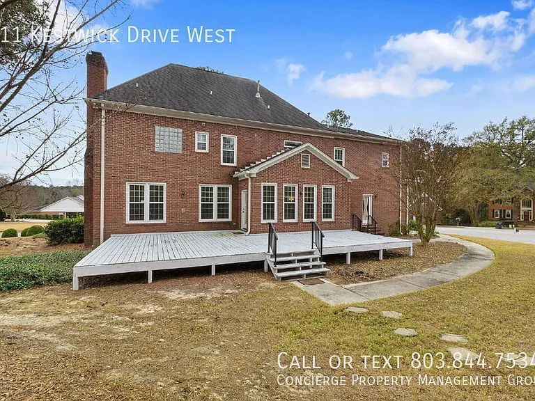 211 Kestwick Dr W — Photo 50