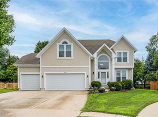 8309 W 127th Ter, Overland Park, KS 66213