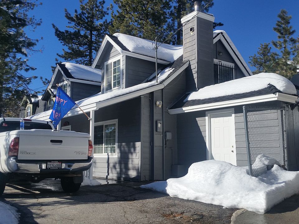 2nd image of 42780 Monterey St