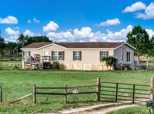 409 Detjens Dairy Rd, Venus, FL 33960