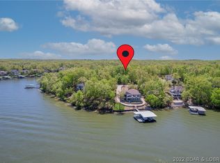 483 Grand View Dr, Sunrise Beach, MO 65079