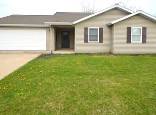 602 W Follett Ln, Fremont, IN 46737