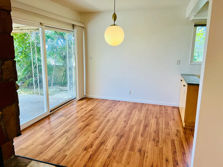 2100 Brightwood St — Photo 16