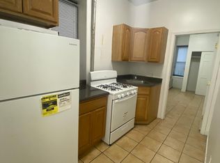 657 E 158th St #1B, Bronx, NY 10456