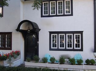 8 Kensington Ter, Bronxville, NY 10708