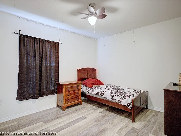4710 Tarrega St — Photo 14