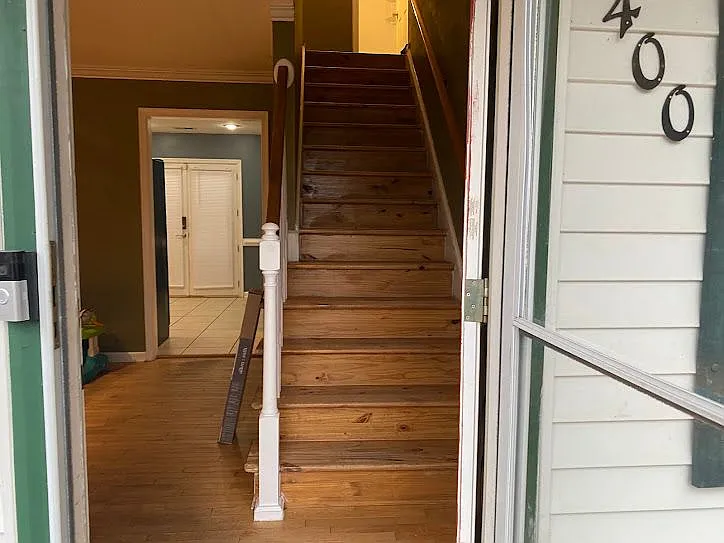 4 bedroom home for rent in Strawberry Acres — Photo 2