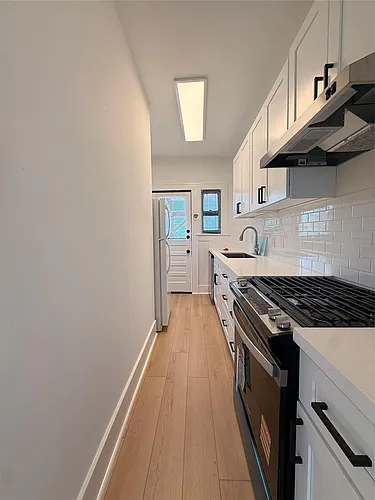 1201 W Gray St #3 Photo 1