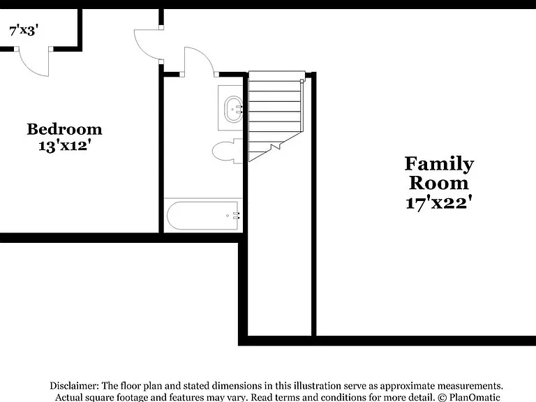 204 Bay St — Photo 2