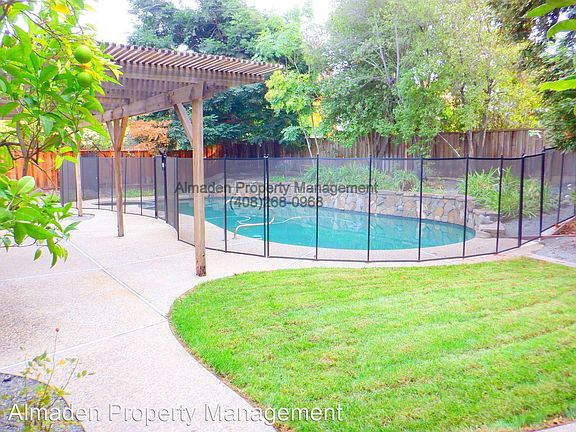 3rd image of 1494 Montalban Dr