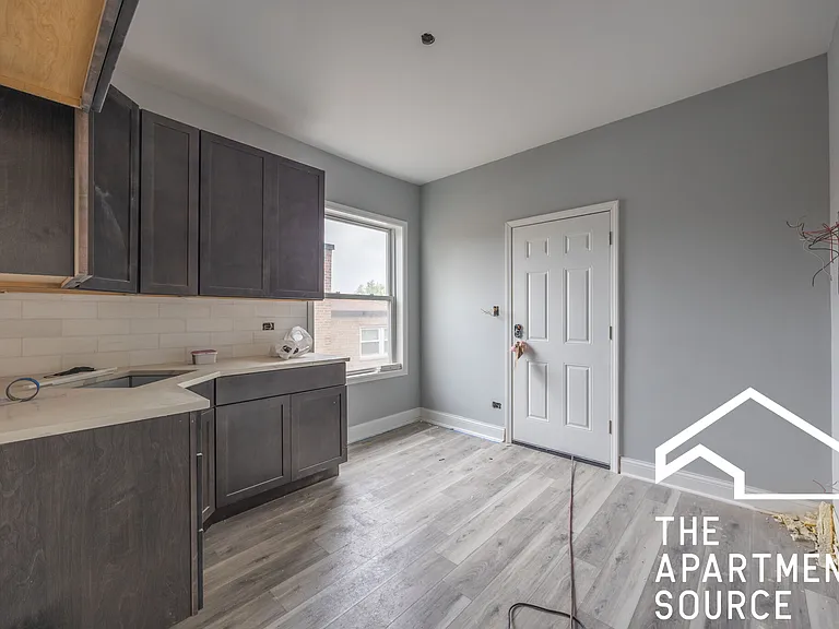 1307 N Lawndale Ave #1F — Photo 9