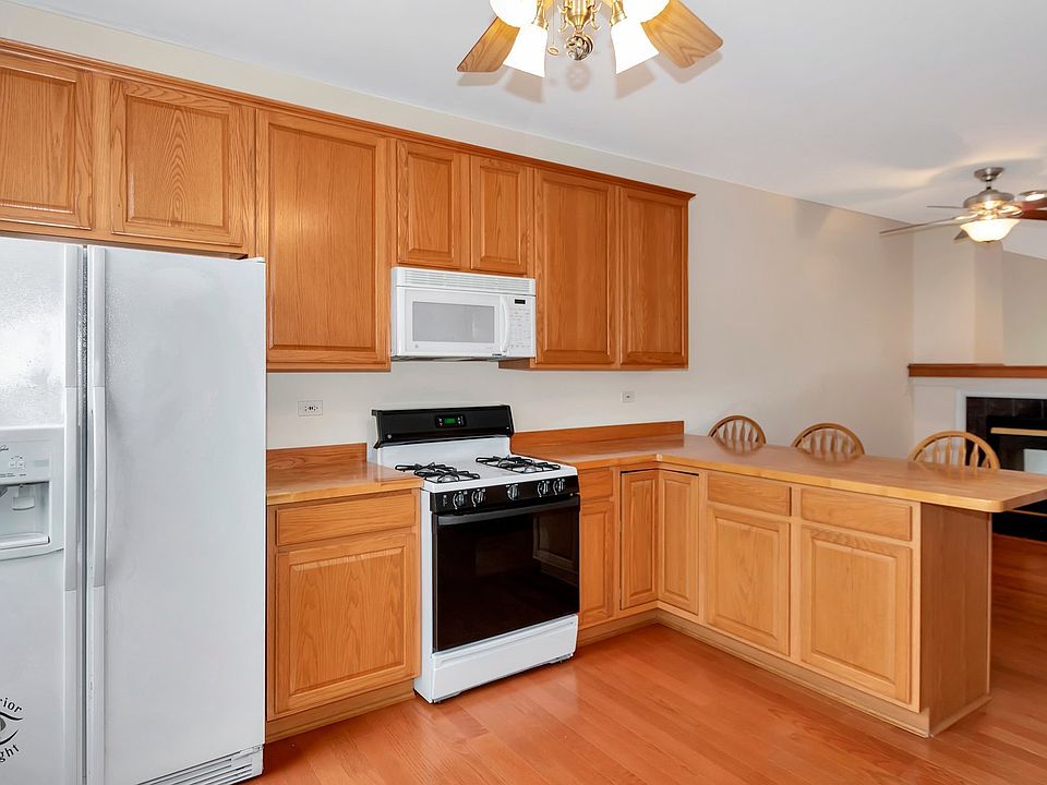 123 Willow Blvd, Willow Springs, IL 60480 Zillow