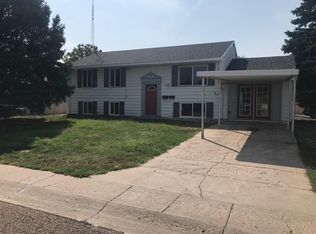 802 Washington Ave, Goodland, KS 67735