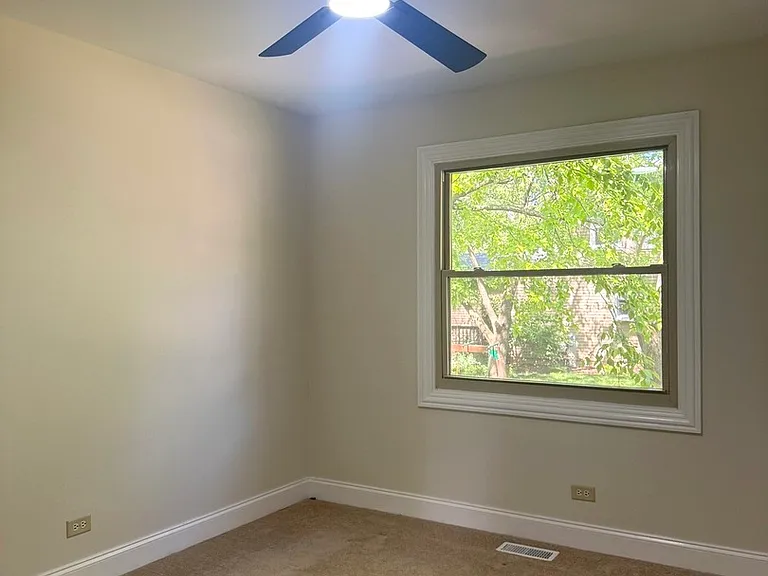 425 Carriage Hill Rd — Photo 23