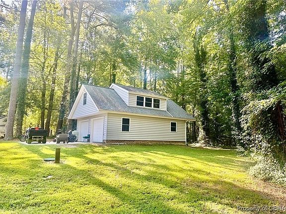 3rd image of 237 Hunleys Cove Ln