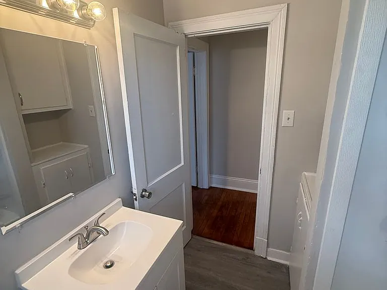 1840 Powell Rd — Photo 25