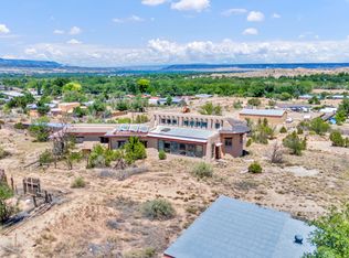 17 Sombrillo Ln, Espanola, NM 87532