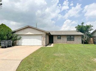 7513 NW Rolando Rd, Lawton, OK 73505