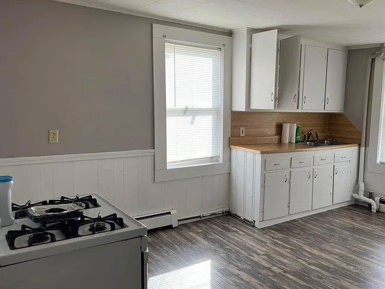 85 Parker St #2 — Photo 7