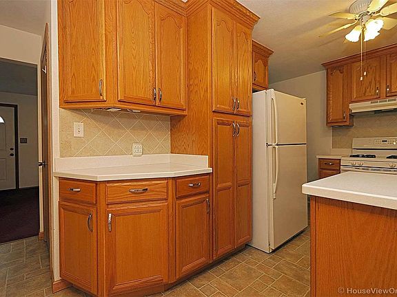 5th image of 222 Oconnell St
