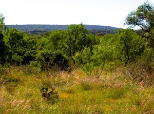 500 E Flint Rd, Llano, TX 78643