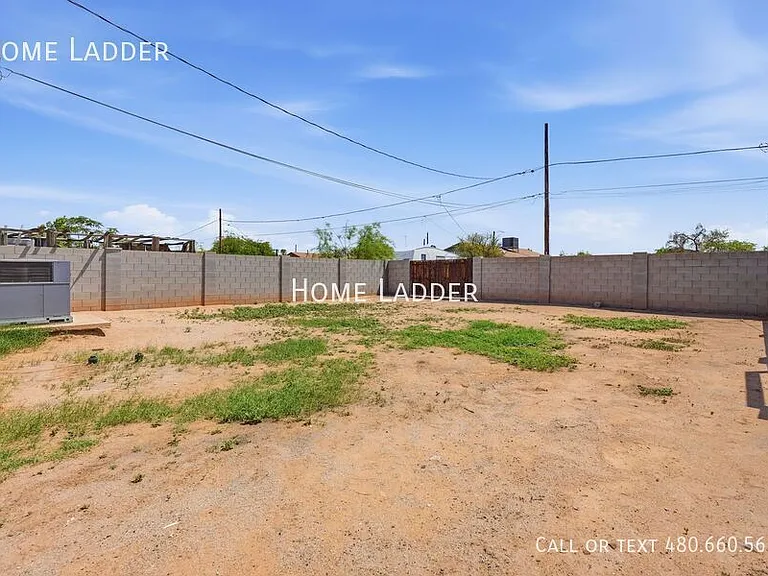 62 N Vista Ave — Photo 28