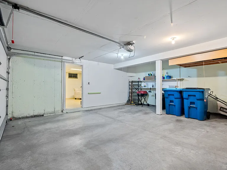 2528 Shiva Ct — Photo 39