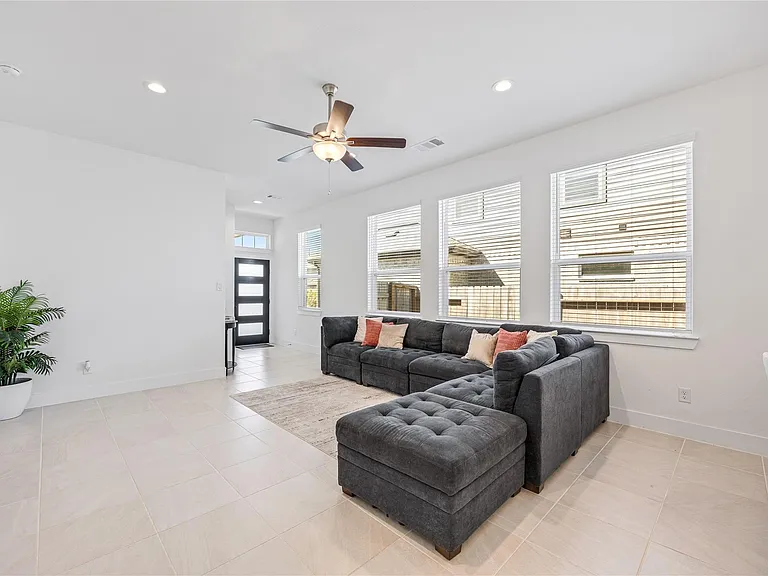 21130 Garden Palm Dr — Photo 12