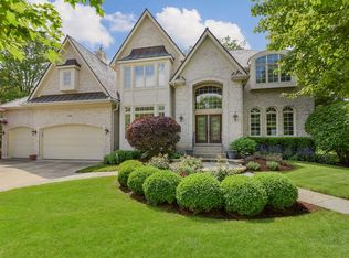 1480 Woodcrest Ct, Aurora, IL 60502