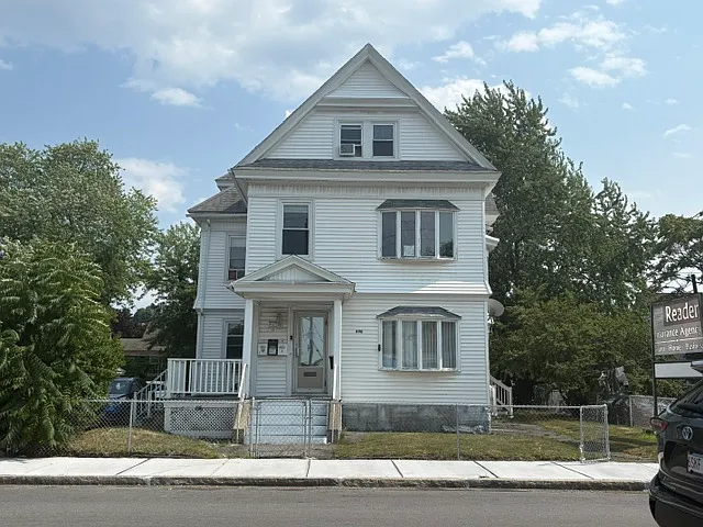 690 Haverhill St #3 — Photo 1