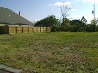 7905 N Windemere Dr, Beaumont, TX 77713