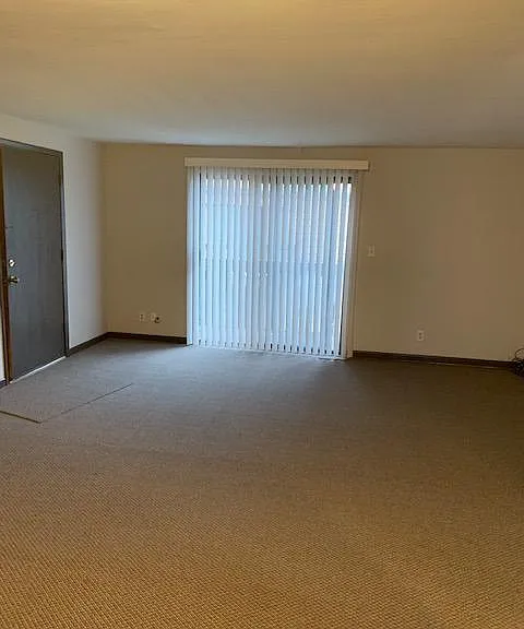 881 Gettysburg Dr #3 — Photo 6