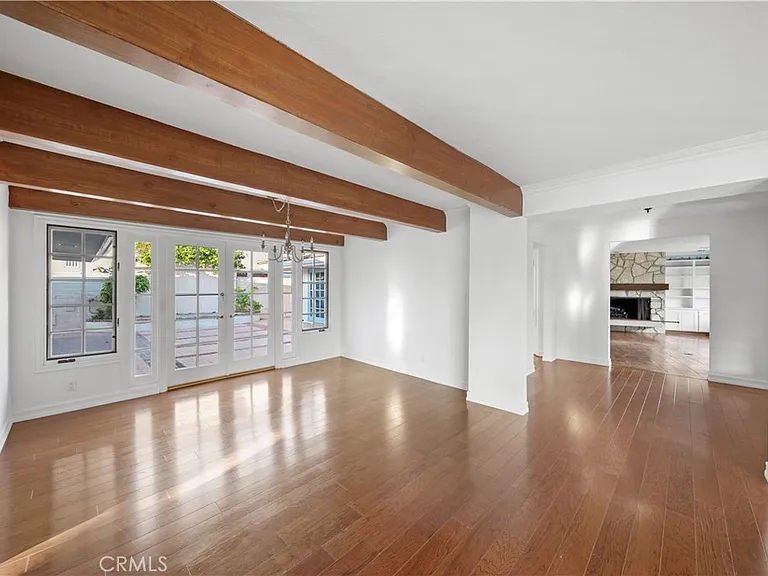 905 Emerald Bay — Photo 5
