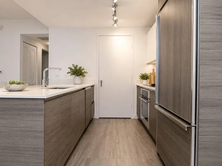 1100 S Miami Ave #2908 — Photo 3
