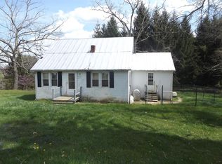 705 Coon Ridge Rd, Hillsville, VA 24343