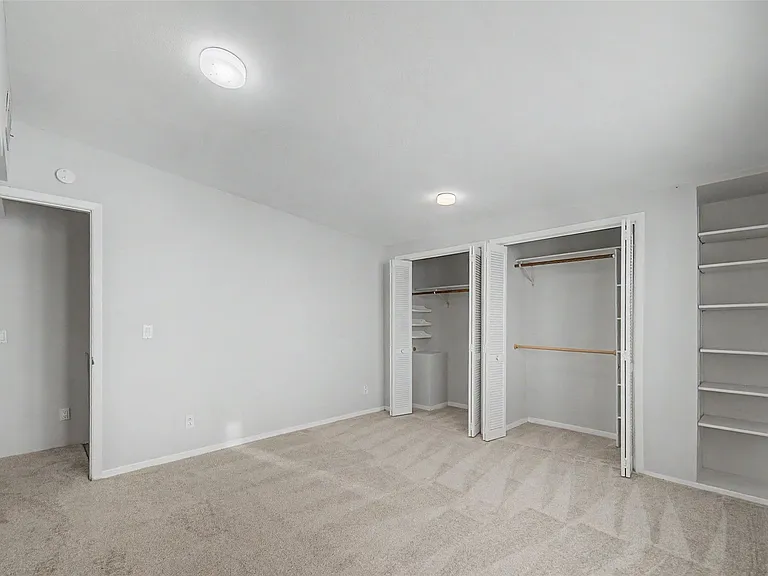 2723 Nottingham St — Photo 34