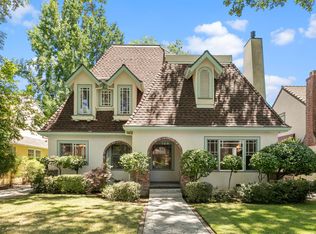 709 34th St, Sacramento, CA 95816