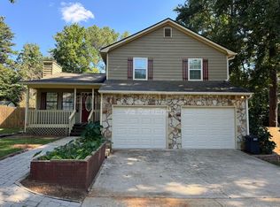 4096 Spring Lake Cir, Buford, GA 30519
