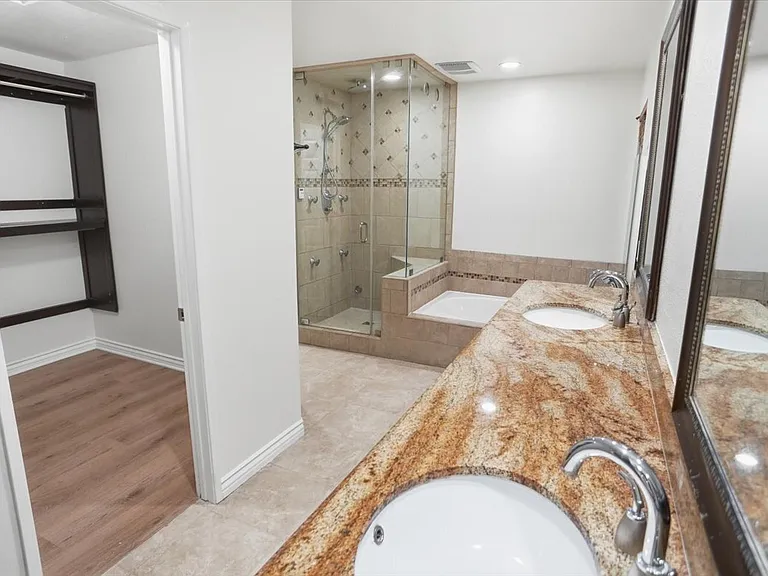 24124 Mentry Dr — Photo 14
