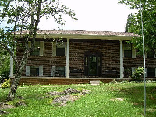 2nd image of 2614 Hill Ct