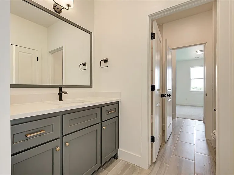 9305 NW 146th St — Photo 34