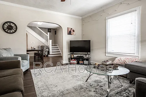 3040 N College Ave Photo 1