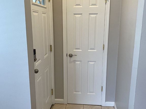 Ellwood Vestibule