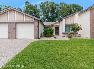 7558 Heather Walk Dr, Weeki Wachee, FL 34613