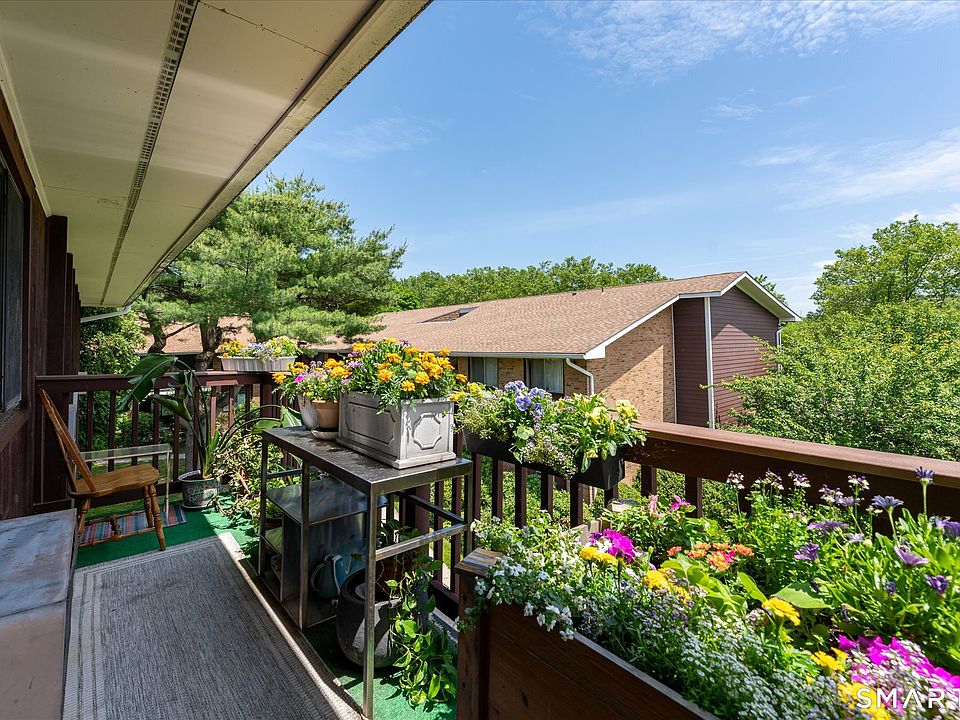1st image of 154 Cold Spring Road #23