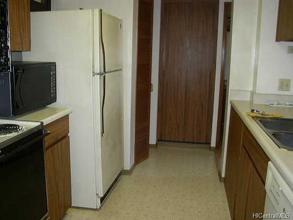 4th image of 5080 Likini St #South814