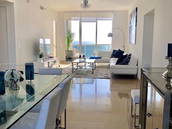 4th image of 15901 Collins Ave APT 1706