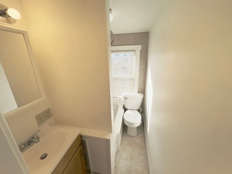 1121 Shenandoah St #A — Photo 8
