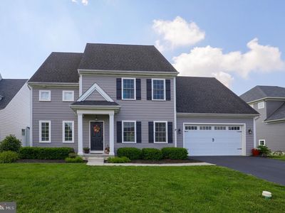 678 Integrity Dr, Lititz, PA, 17543