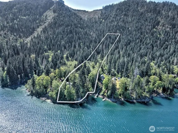 2070 W Cushman Ridge Drive, Hoodsport, WA 98548